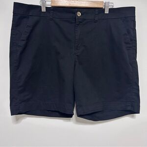 Old Navy Black Flat Front Shorts Women’s plus size 18 summer casual 11” rise